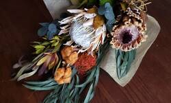 キングプロテアとユーカリのスワッグ | TanoMake(タノメイク) | 欲しい