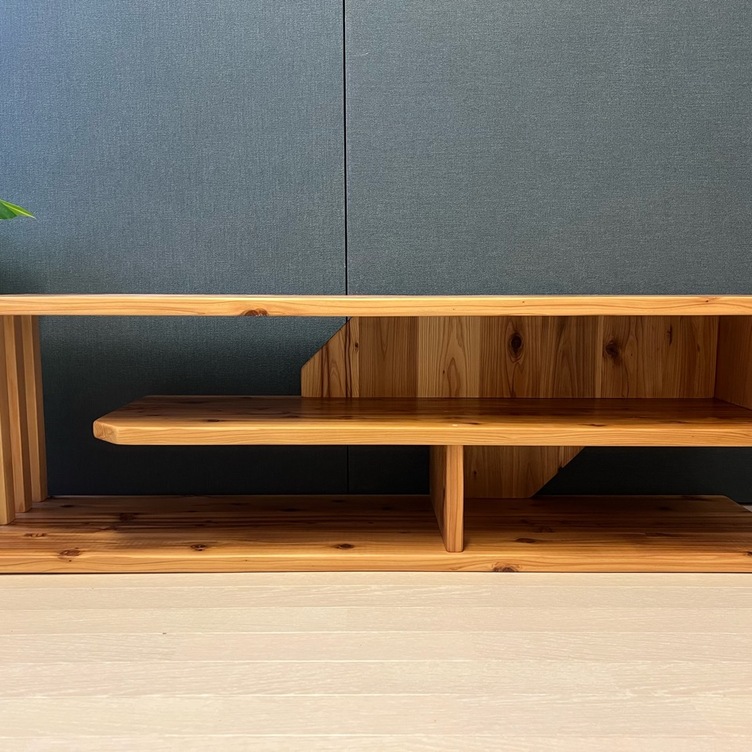 【送料無料】 テレビボード 棚板付き 縦格子型 シェルフ 小物置き 杉 120 送料無料】 テレビボード 棚板付き 縦格子型 シェルフ 小物置き 杉