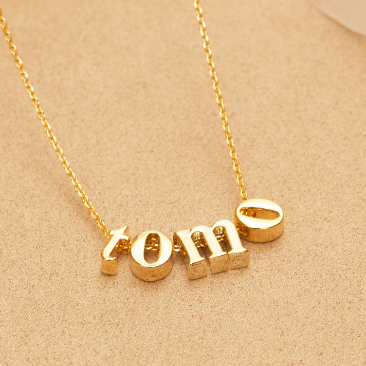イニシャルネックレス 4文字 Tanomake タノメイク 欲しいものが頼めるオーダーメイド特化型オンラインマーケット