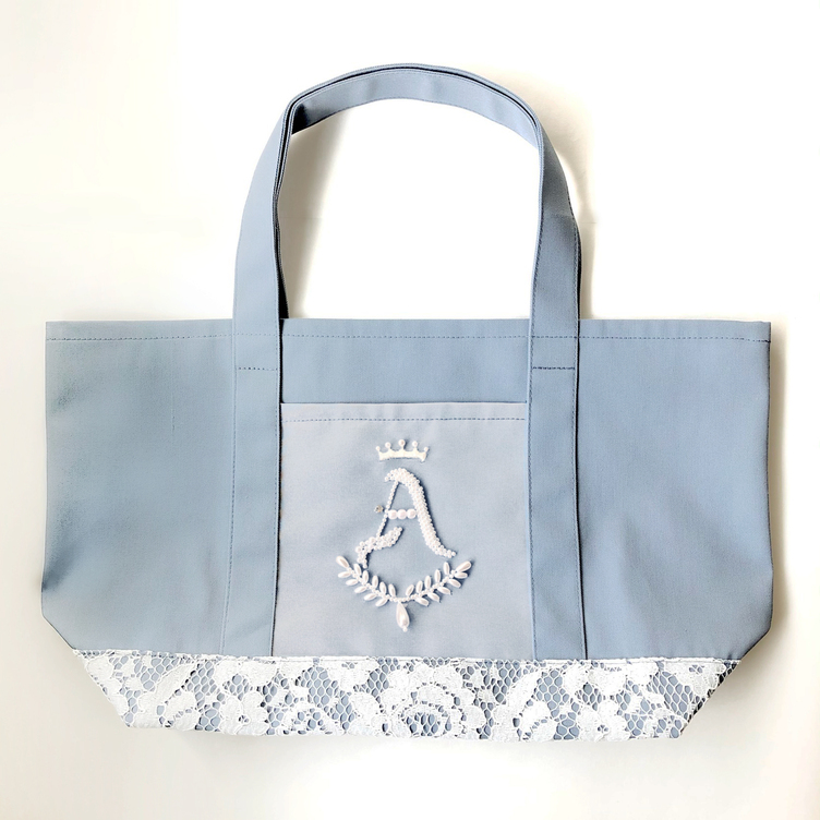 品切れ カイコ様 専用♡ ウエイト枠 刺繍イニシャルポーチ♡ - mangmnt