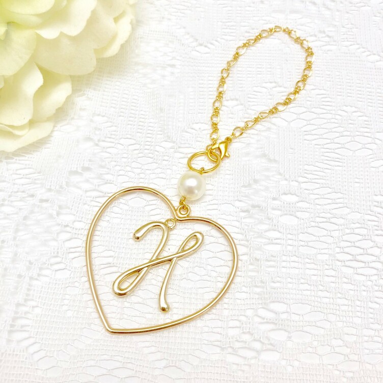 【正規品】THEMONRTERS ラブブ　イニシャルチャームハート　【♡】 正規品】THEMONRTERS ラブブ イニシャルチャーム ハート