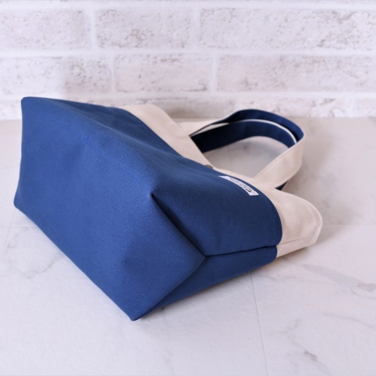 【F】帆布トートバッグMプラス order作品 セミオーダー】 帆布トートバッグ Mサイズ | KATA＋