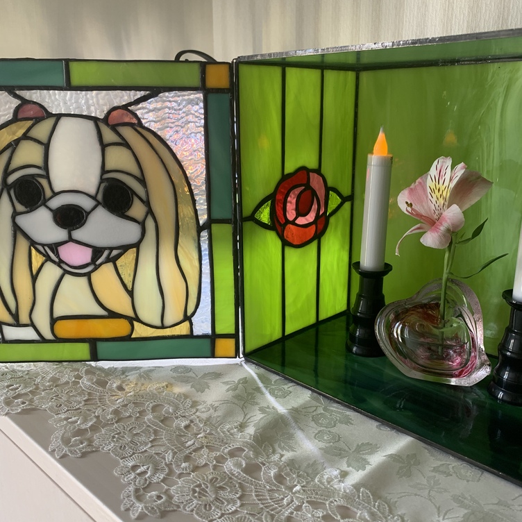 愛犬のステンドグラスのお仏壇 メモリーボックス