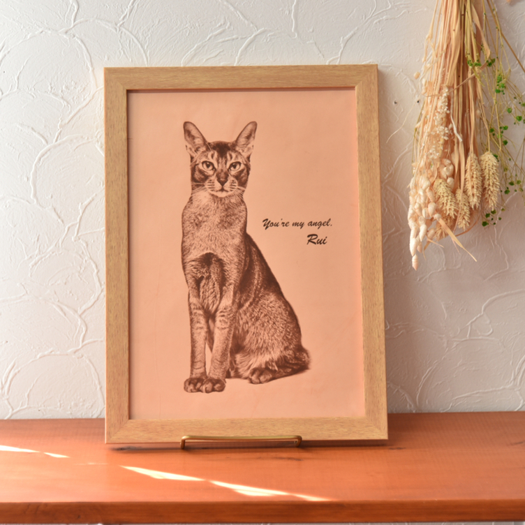 ペットの写真で【うちの子】レーザー彫刻　アートパネル　額入りA4サイズ