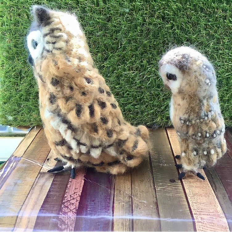 羊毛フェルトの森の守護神 二羽のフクロウ | TanoMake 羊毛フェルトの森の守護神 二羽のフクロウ | TanoMake