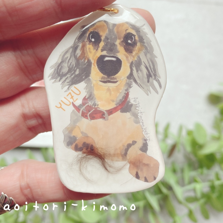 ペットの毛を入れた似顔絵キーホルダー原画セット | TanoMake