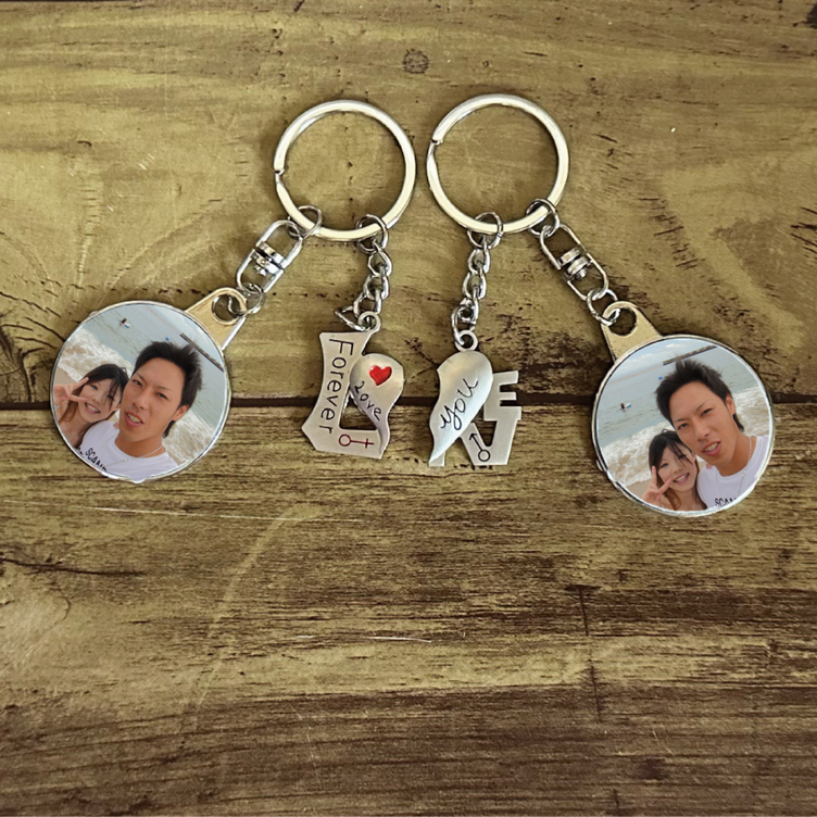 Lineで簡単 名入れ 写真入り ペアキーホルダー 名入れ 写真入れ ハート 可愛い ペア キーホルダー 恋人 彼女 彼氏 旦那 嫁 妻 夫 プレゼント 写真 マグネット 磁石 お揃い バレンタイン ホワイトデー 誕生日 両面 Tanomake タノメイク 欲しいものが頼めるオーダー
