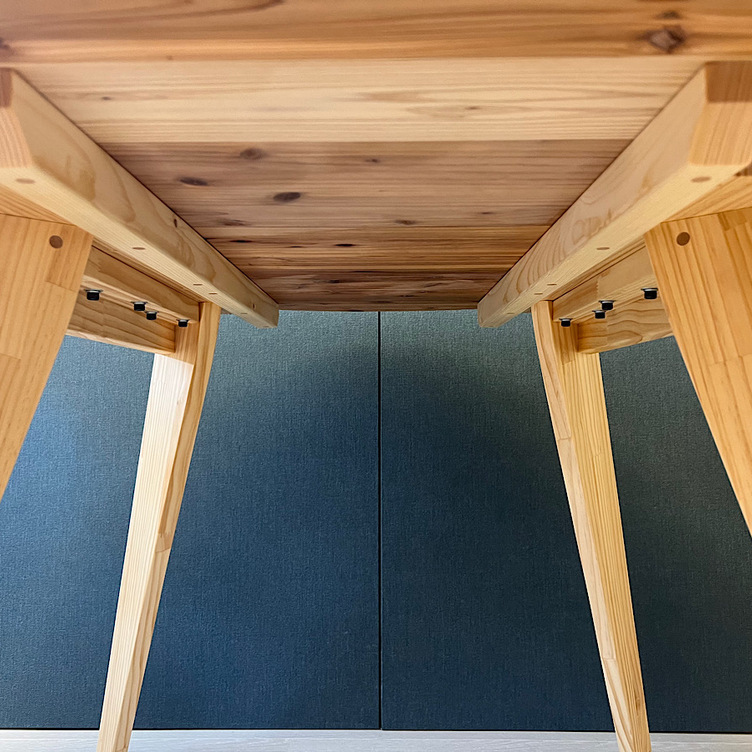 送料無料】 テーブル 丸形 90cm 杉 木製組立脚 | TanoMake(タノメイク